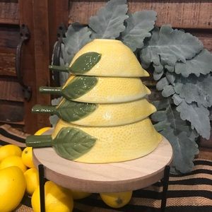 Ceramic lemon measuring cups